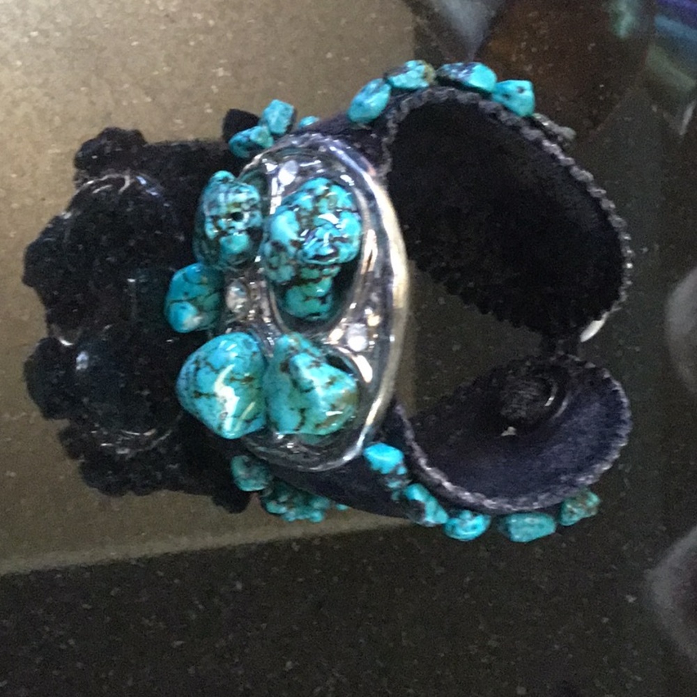 Leather and turquoise bracelet